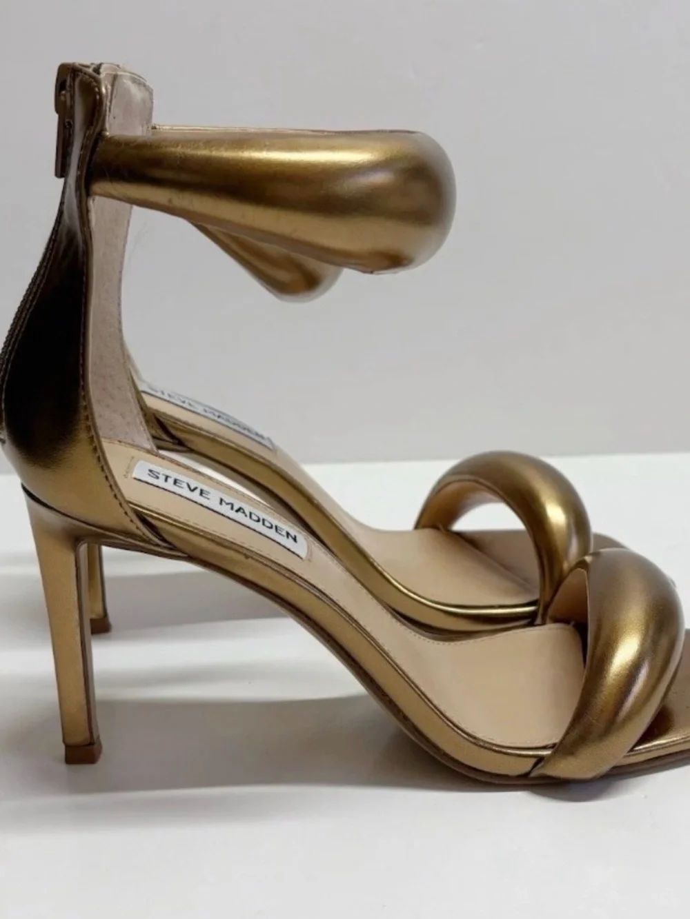 Steve Madden Partay Gold Bronze Metallic Stiletto Sandals Square Toe Size 8